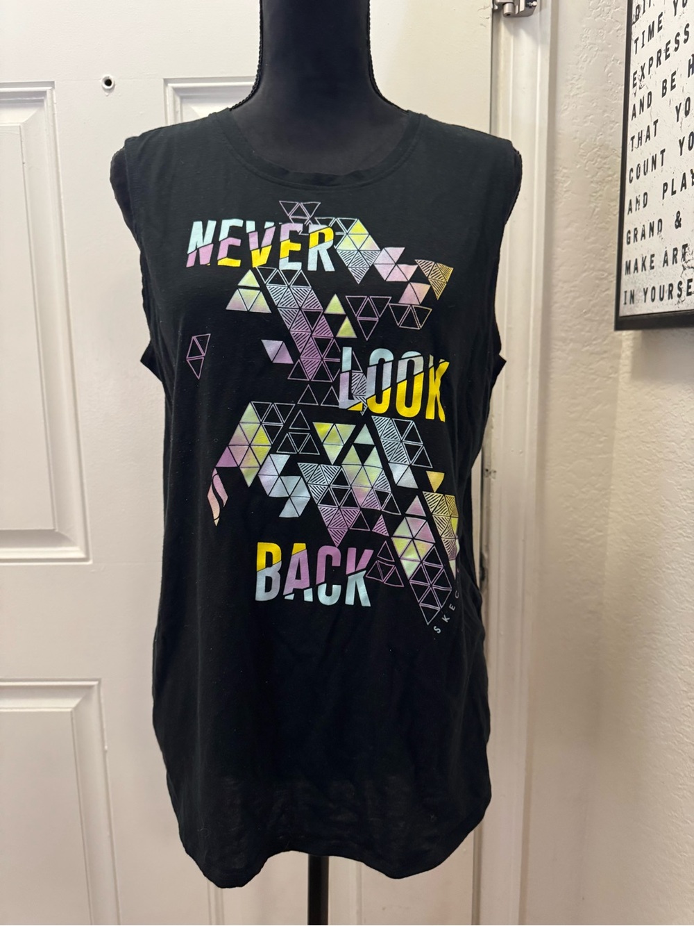 Skechers Black Graphic 'Never Look Back' Tank with Multicolor Geometric 0205